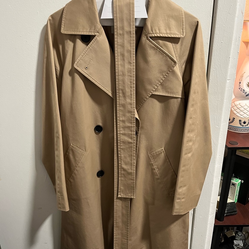 Everlane Women's Classic Tan Trench Coat - Picture 4 of 7